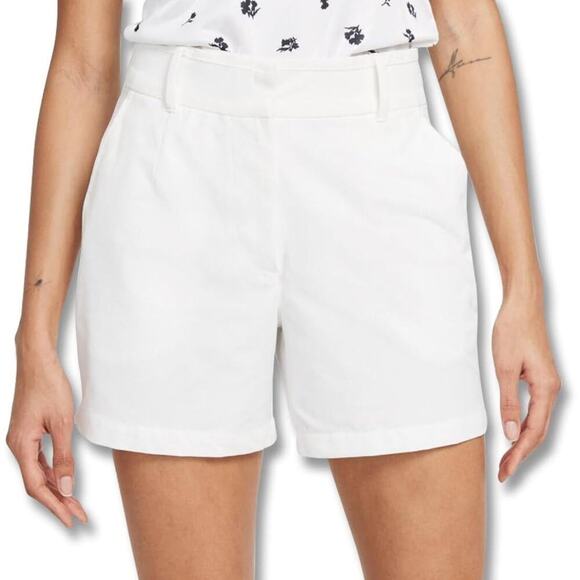 NWT Nike Dri-FIT Victory 5" Women's Golf Shorts Size Extra Small White Athletic - Picture 1 of 12